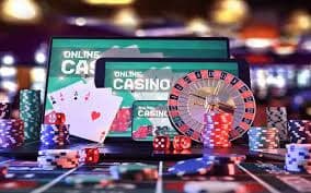 Antarmuka aplikasi mobile gengtoto77 menampilkan slot games dan menu navigasi
